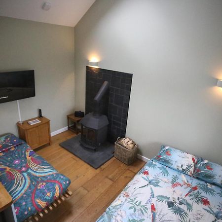 Tranquil 1 Bedroom Cottage 15 Mins Drive To Sea Mydroilin 외부 사진