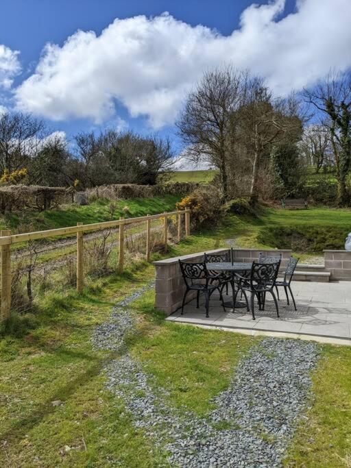 Tranquil 1 Bedroom Cottage 15 Mins Drive To Sea Mydroilin 외부 사진