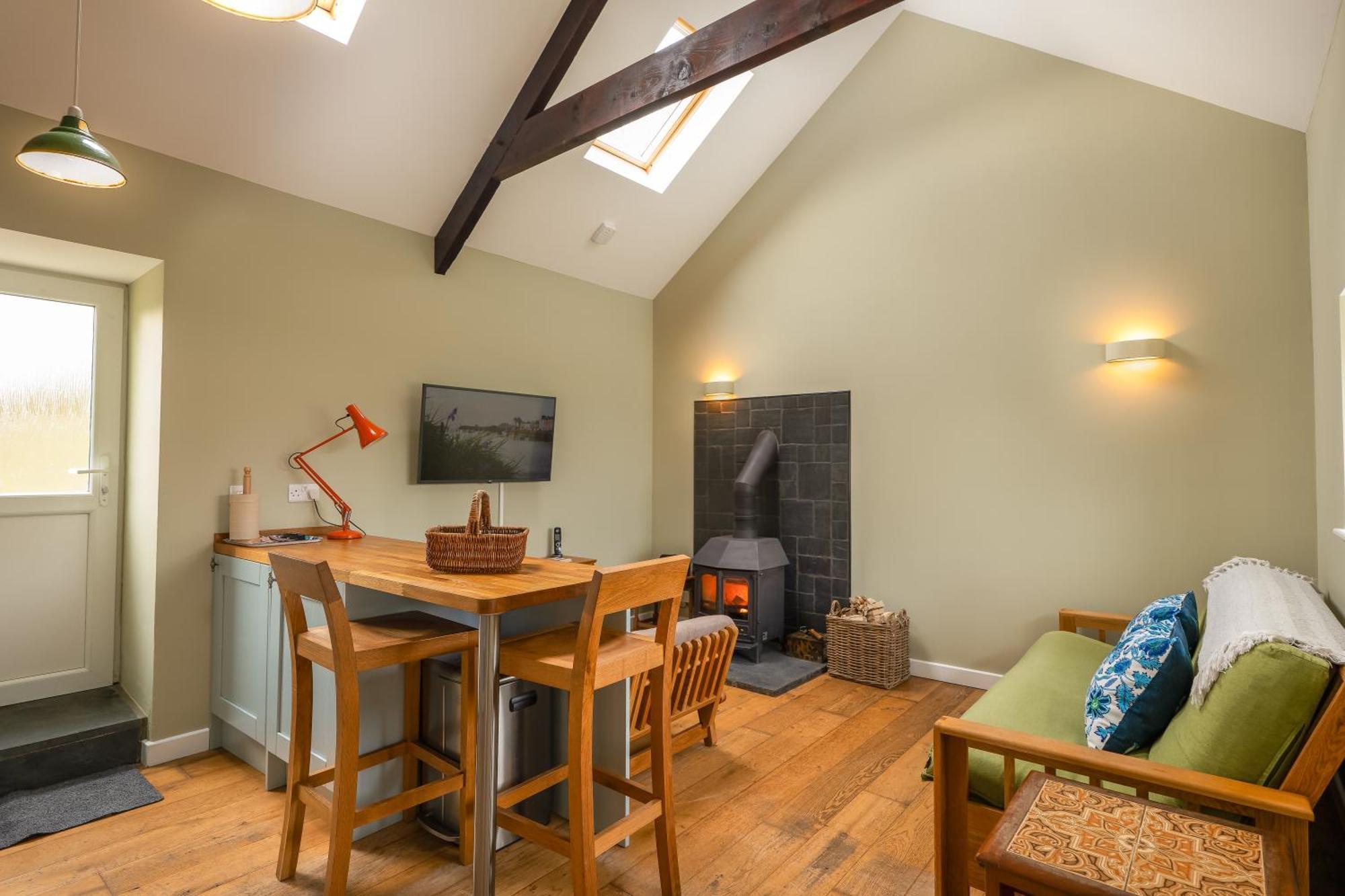 Tranquil 1 Bedroom Cottage 15 Mins Drive To Sea Mydroilin 외부 사진